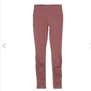 Lululemon Ready to Rulu tight / legging spanish rose size 8